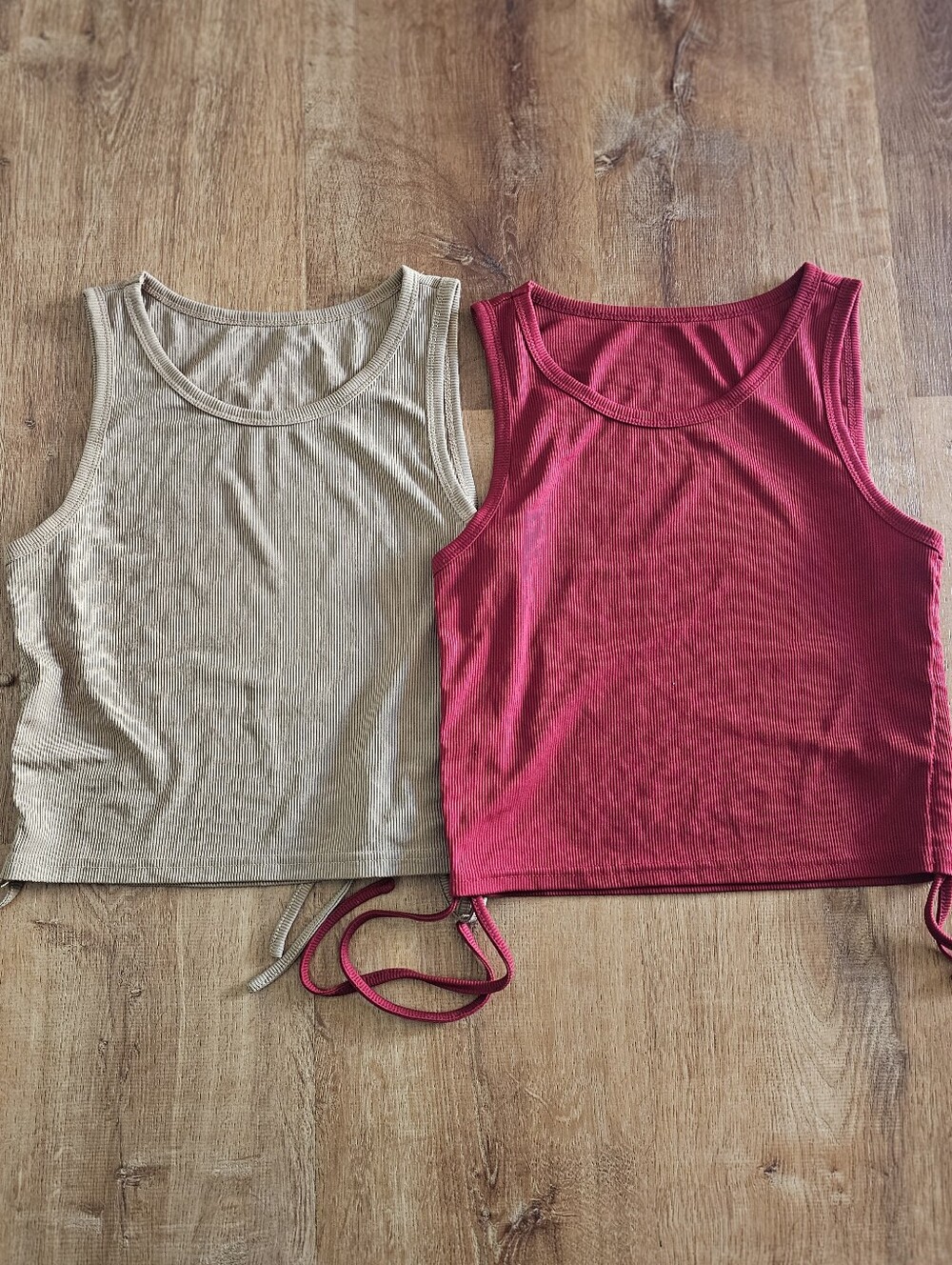 SHEIN Red and Tan Tie-Side Tank Tops